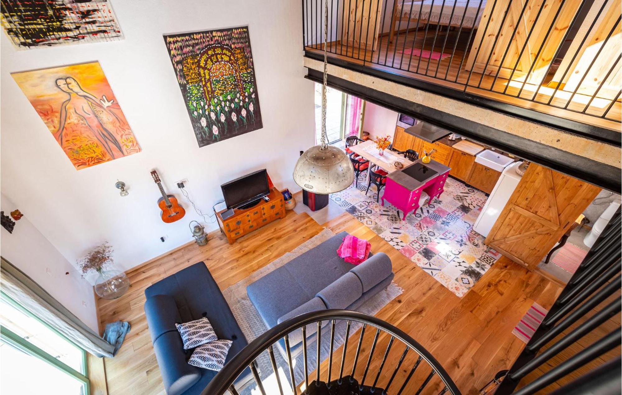 1 Bedroom Beautiful In
